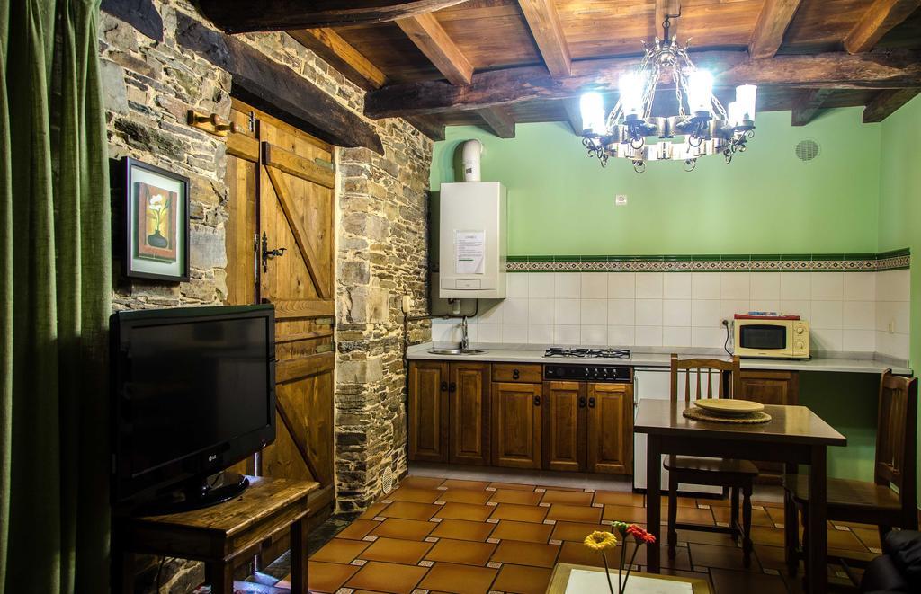 Casas Rurales Taramundi Verde Rum bild